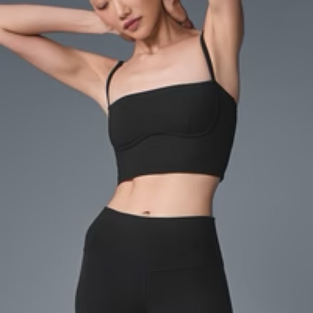 Alo Airbrush Streamlined Bra Tank, Black